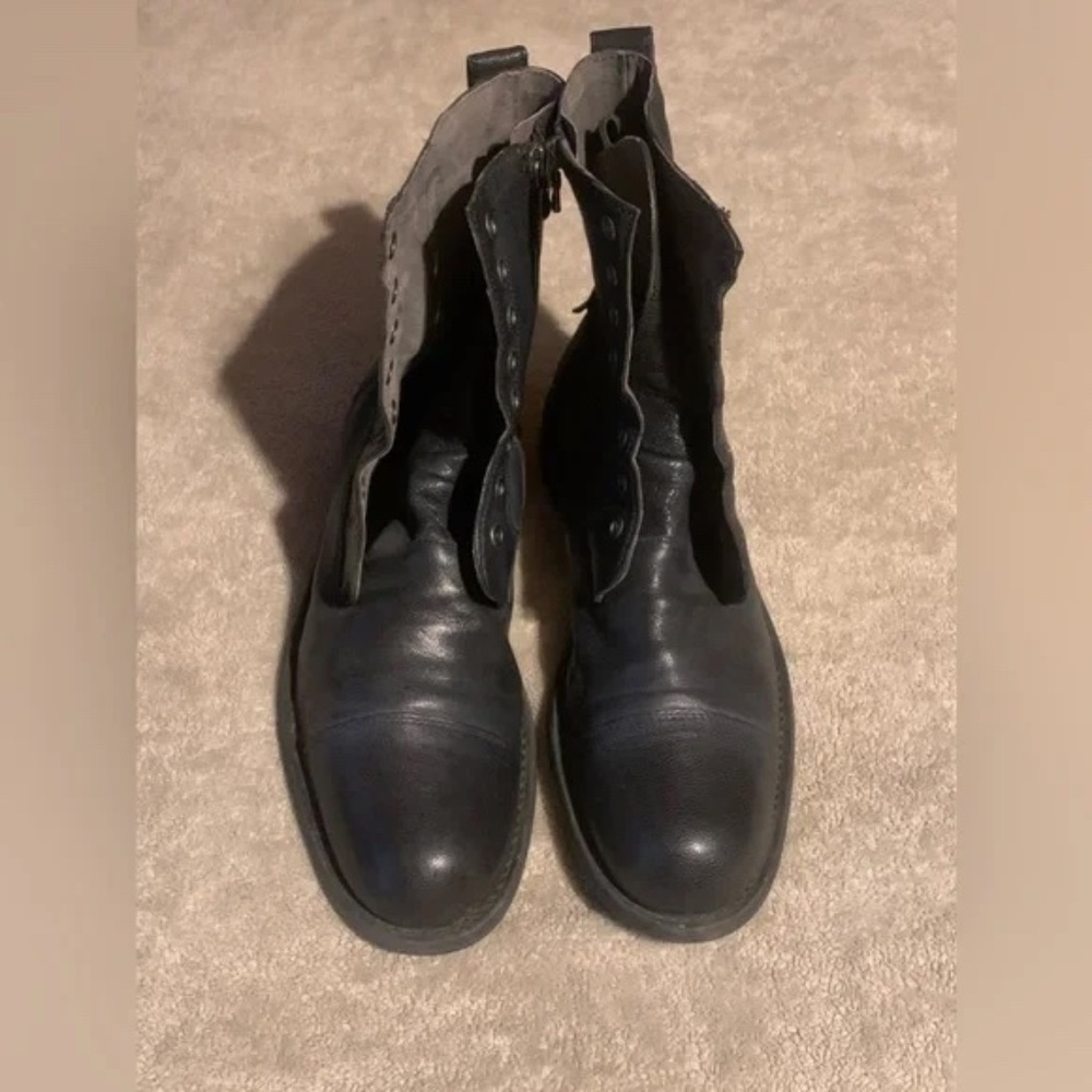 John Varvatos Cap Toe Coat style Boots Mens Size 10M Black Leather